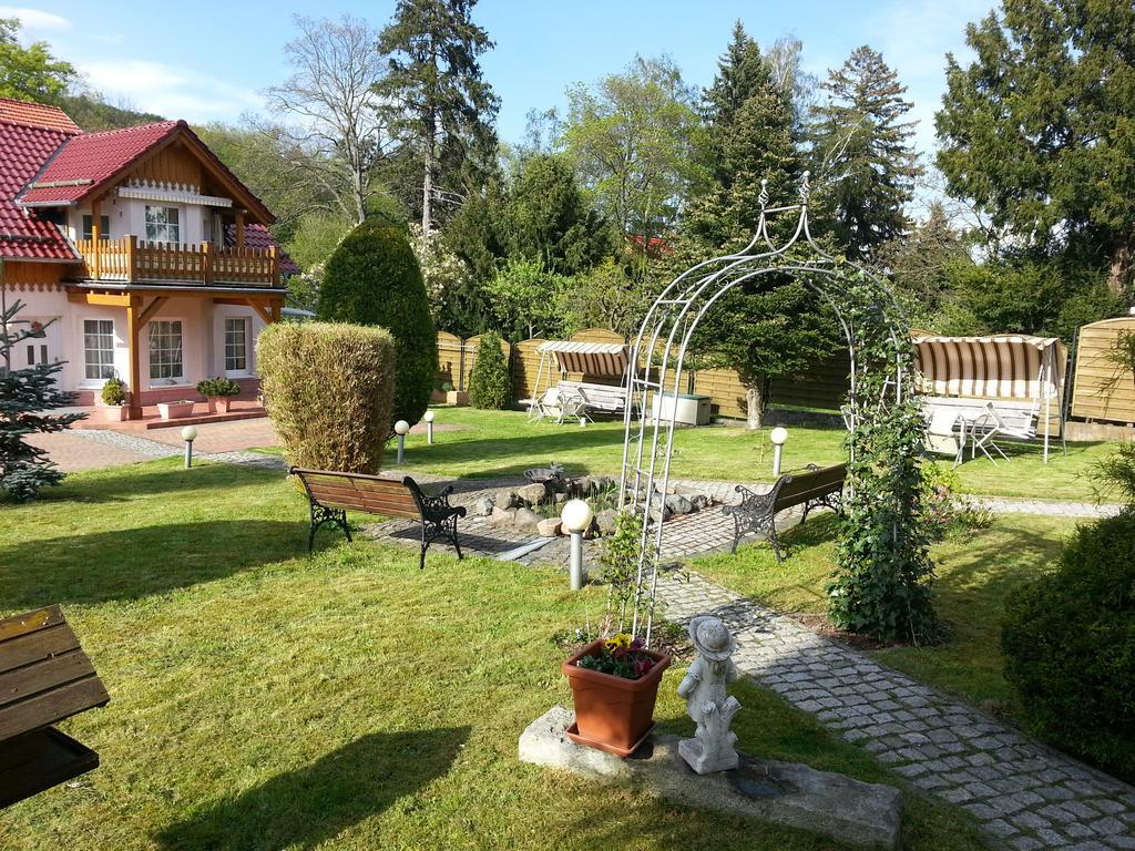 Hotel-Pension Deter Wernigerode Bagian luar foto